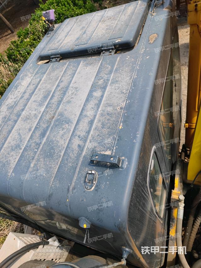 駕駛室頂部俯視（上車部件）