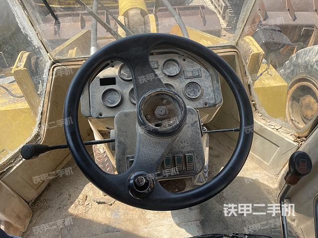 驾驶室操作台（整机外观及大件）