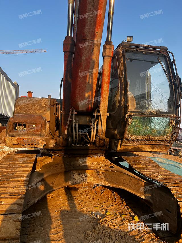 驾驶室整体（整机外观）