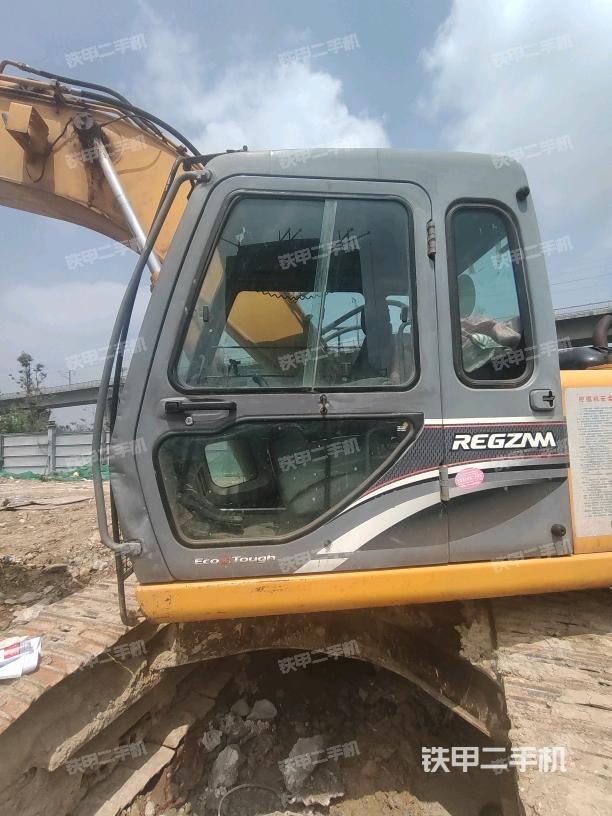 驾驶室正侧（驾驶室部分）