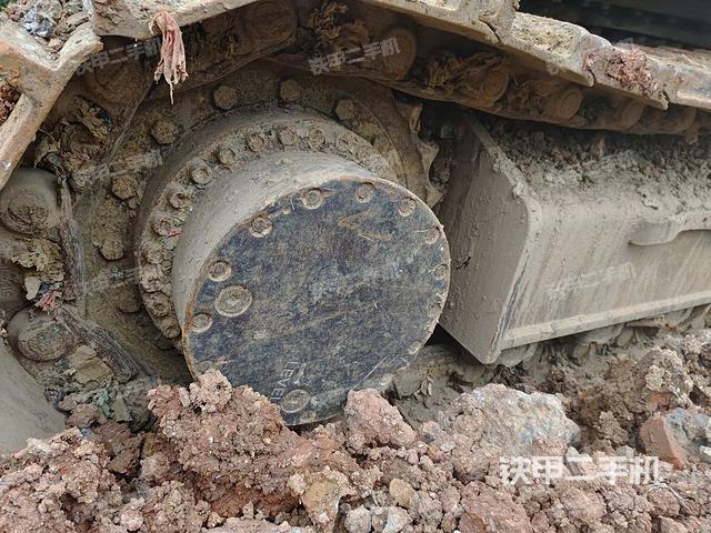 单侧履带整体（整机外观）