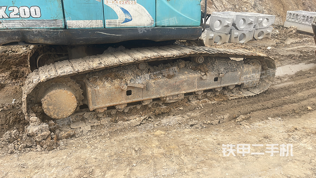 单侧履带整体（整机外观）