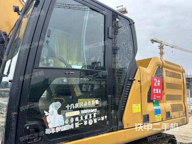 驾驶室整体（整机外观）