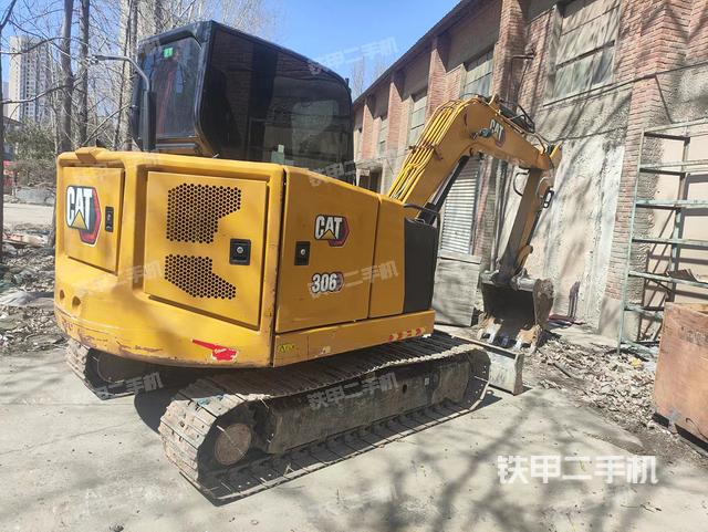 整机右后45°（整机外观）