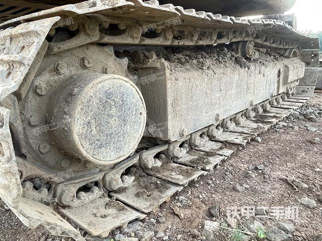 单侧履带整体（整机外观）