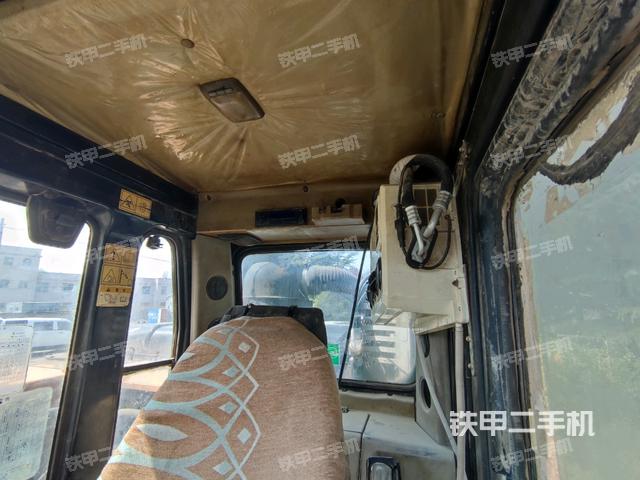 頂棚整體（駕駛室部分）