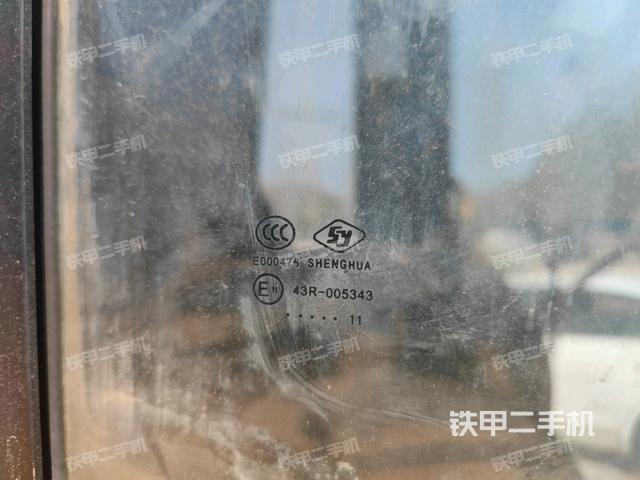 后窗玻璃角標(biāo)(駕駛室部分) 后窗玻璃角標(biāo)(駕駛室部分)