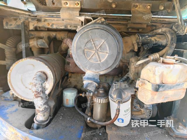 發(fā)動(dòng)機(jī)室(上車部件) 發(fā)動(dòng)機(jī)室(上車部件)