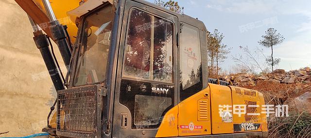 驾驶室整体（整机外观）