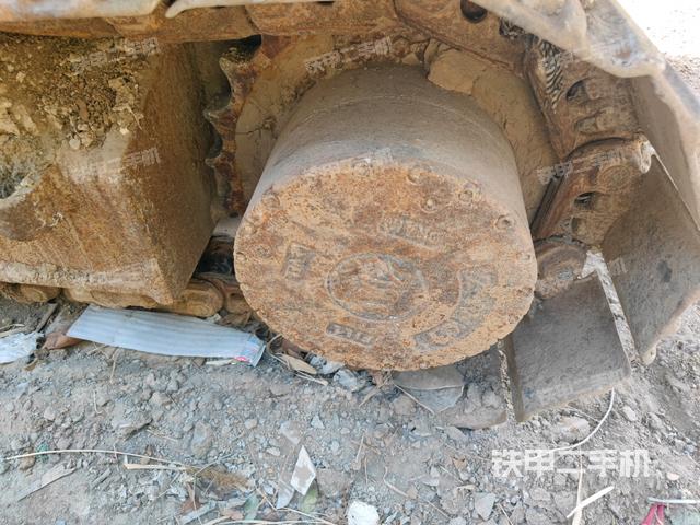 左側履帶整體?（行走機構）