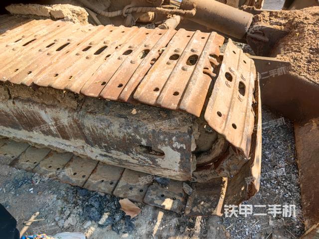 左側(cè)履帶整體?（行走機(jī)構(gòu)）