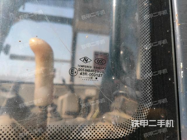 后窗玻璃角標(biāo)（駕駛室部分）