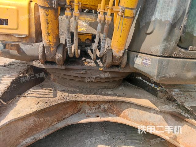 轉盤和下車架正前（工作和回轉裝置）