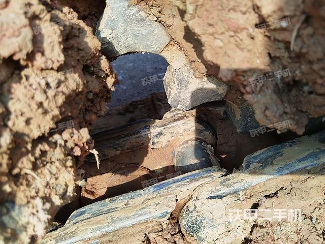 单侧履带整体（整机外观）