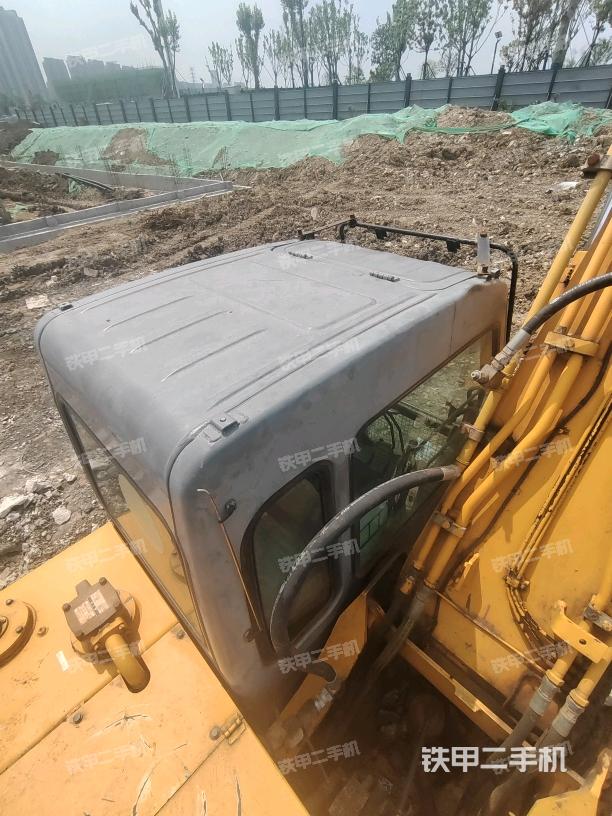 驾驶室顶部俯视（上车部件）