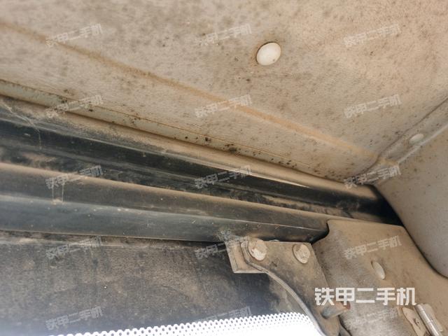 座椅左側(cè)控制臺(tái)/音響/含左手柄(駕駛室部分) 座椅左側(cè)控制臺(tái)/音響/含左手柄(駕駛室部分)