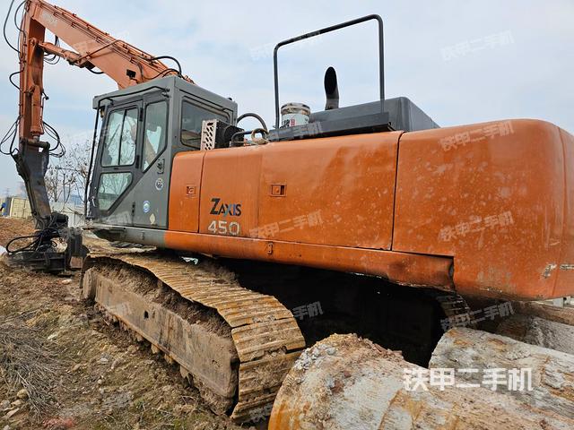 单侧履带整体（整机外观）