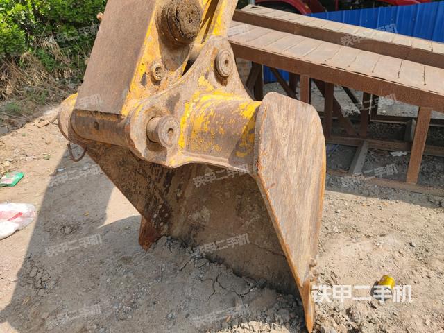 鏟斗右后整體（工作和回轉裝置）