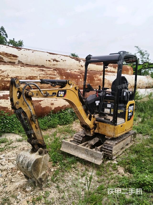 卡特彼勒CAT®301.7 CR 微型液压挖掘机