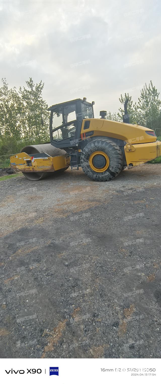 整机左侧（设备外观及核心部件）