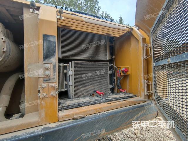 散熱器正面（大件艙室）