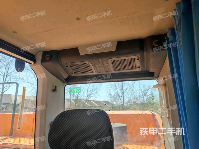 頂棚整體（駕駛室部分）