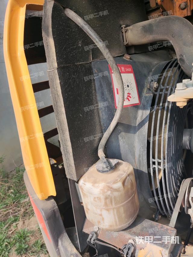 水箱+風(fēng)扇特寫（上車部件）