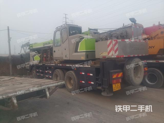 整机右侧（设备外观及核心部件）