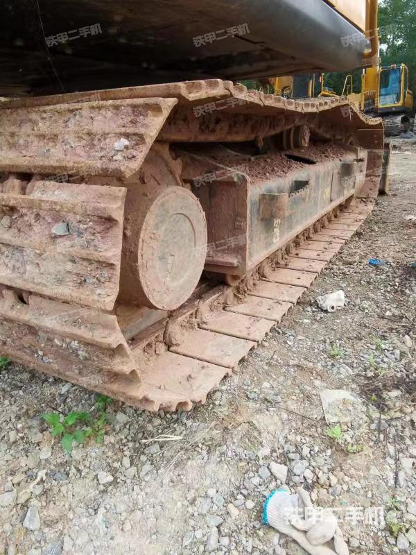 单侧履带整体（整机外观）