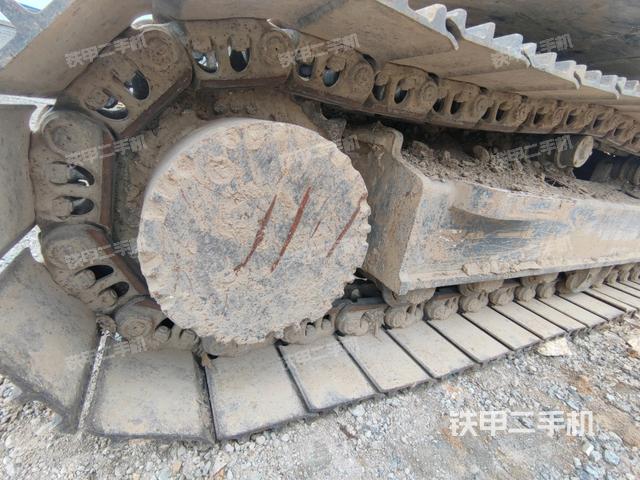 左導(dǎo)向輪（行走機(jī)構(gòu)）