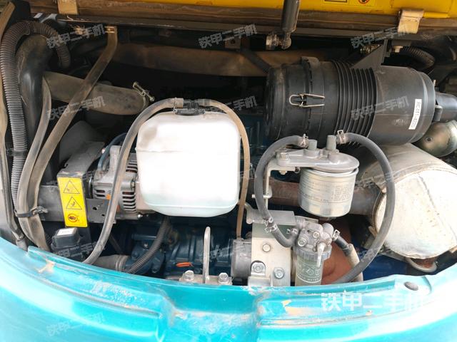 發(fā)動(dòng)機(jī)室(上車部件) 發(fā)動(dòng)機(jī)室(上車部件)