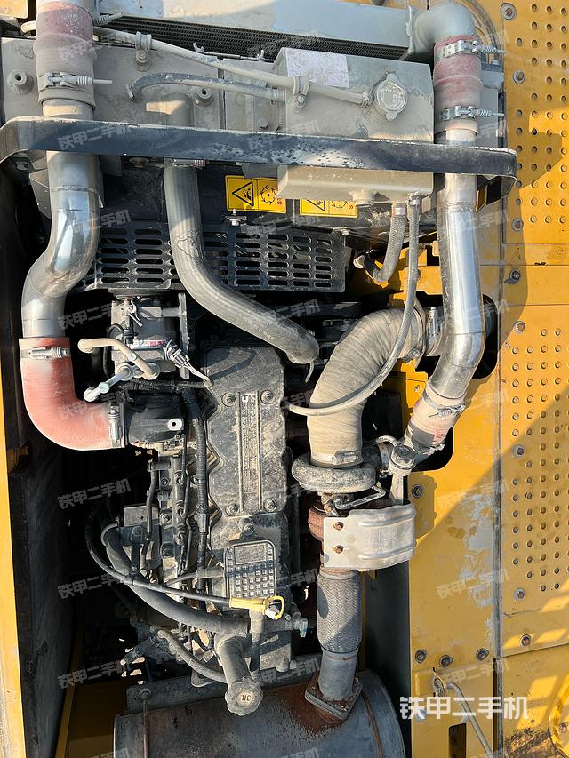 发动机整体俯视（整机外观）