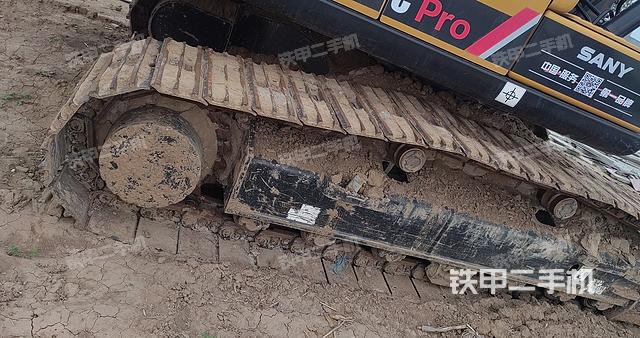 单侧履带整体（整机外观）