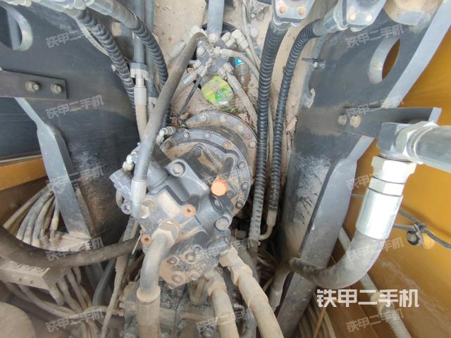 回轉(zhuǎn)馬達(dá)（上車部件）