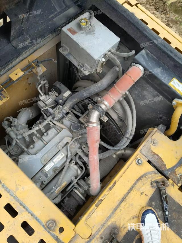 发动机整体俯视（整机外观）