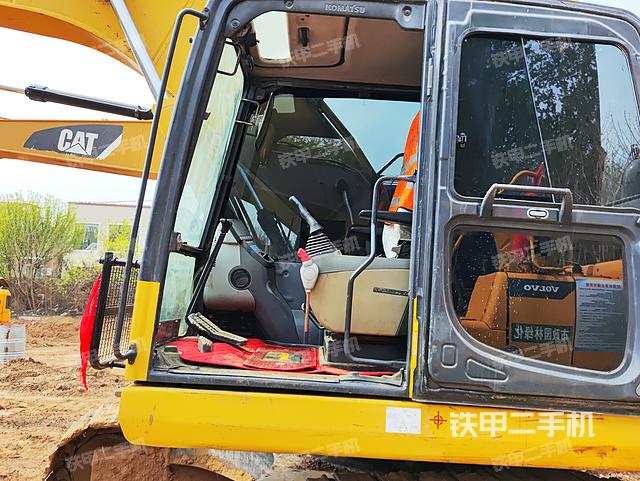 驾驶室整体（整机外观）