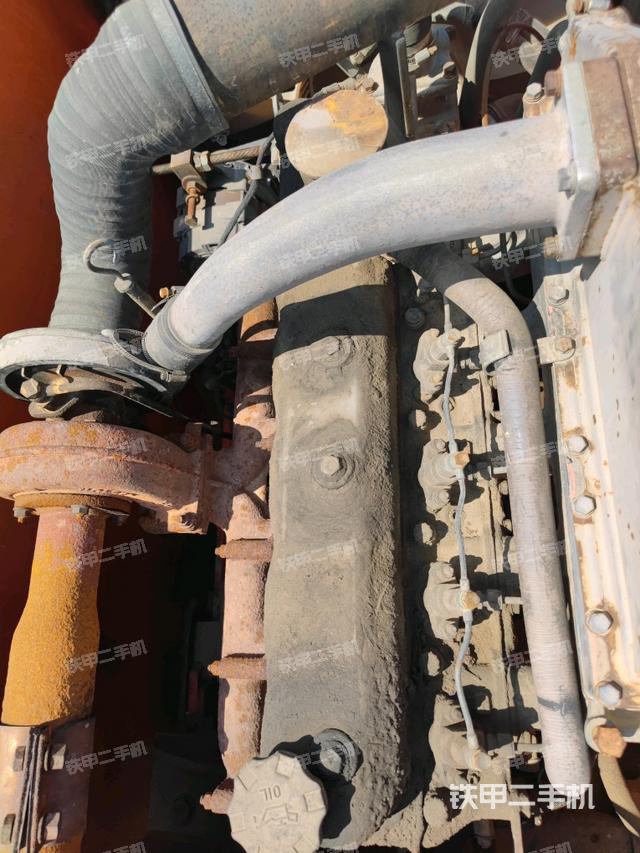 發(fā)動(dòng)機(jī)室（上車部件）