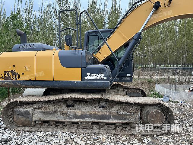 单侧履带整体（整机外观）