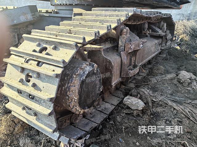 单侧履带整体（整机外观）