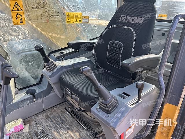 驾驶室顶部（整机外观）