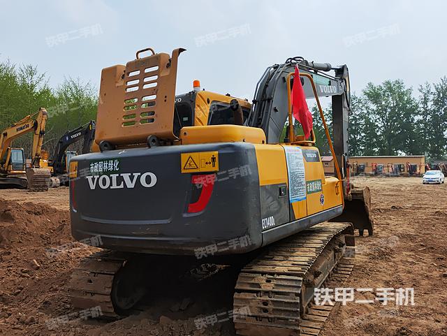 整机右后45°（整机外观）