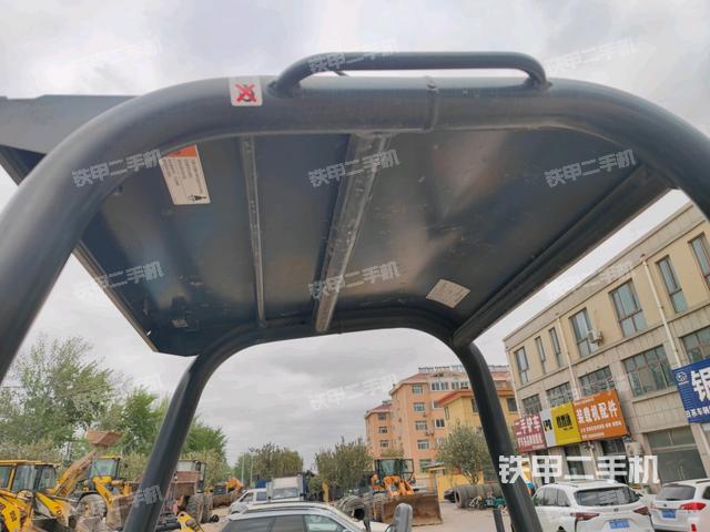 頂棚整體（駕駛室部分）