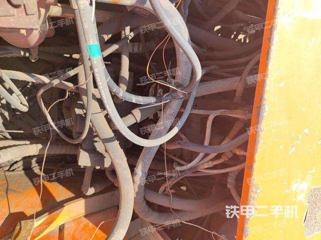 氣門室蓋螺絲特寫（上車部件）