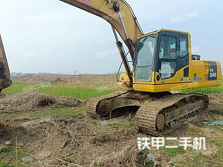 天津小松PC220-8挖掘机实拍图片