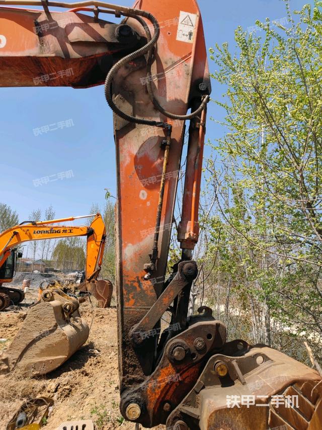 小臂整體左后（工作和回轉(zhuǎn)裝置）