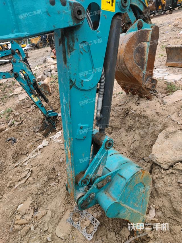 小臂整體左后（工作和回轉(zhuǎn)裝置）