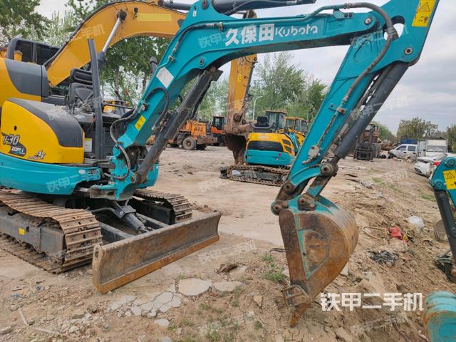 右前45(整機(jī)外觀) 右前45(整機(jī)外觀)
