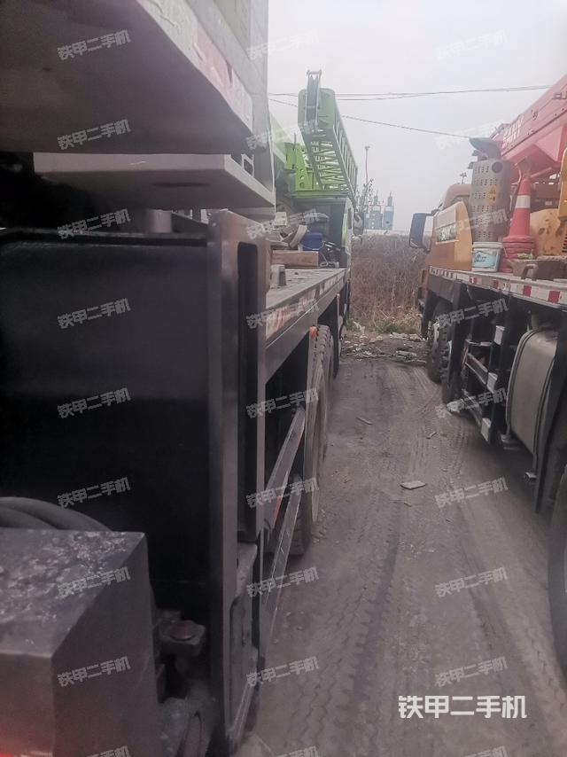 整机右后45°（设备外观及核心部件）