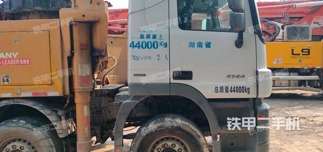 整机右后45°（设备外观及核心部件）