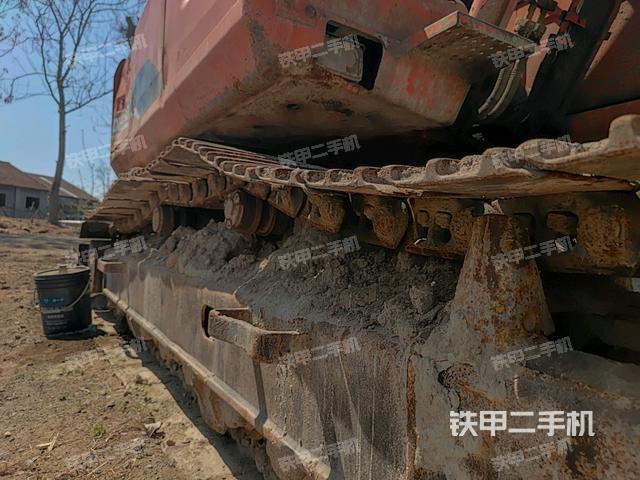 左側(cè)行走馬達(dá)蓋板（行走機(jī)構(gòu)）